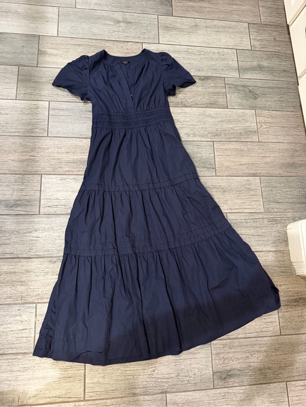 Quince Women's Navy Tiered Maxi Dress - Classic V-Neck